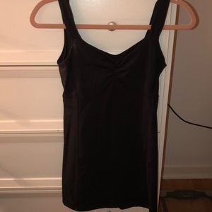 Lululemon size 6 black workout top